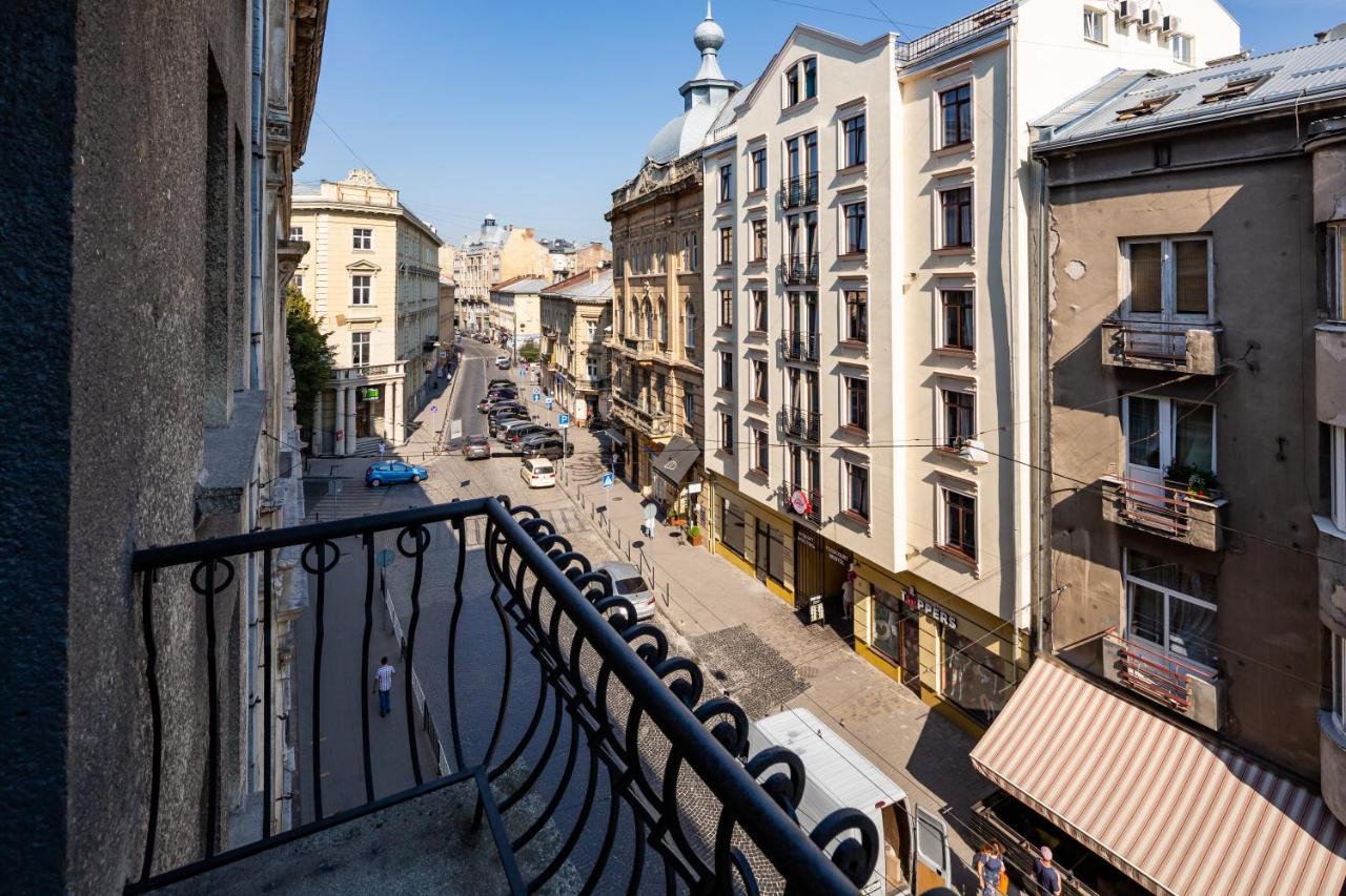 Romari Гнатюка 3 Apartment Lviv Exterior photo